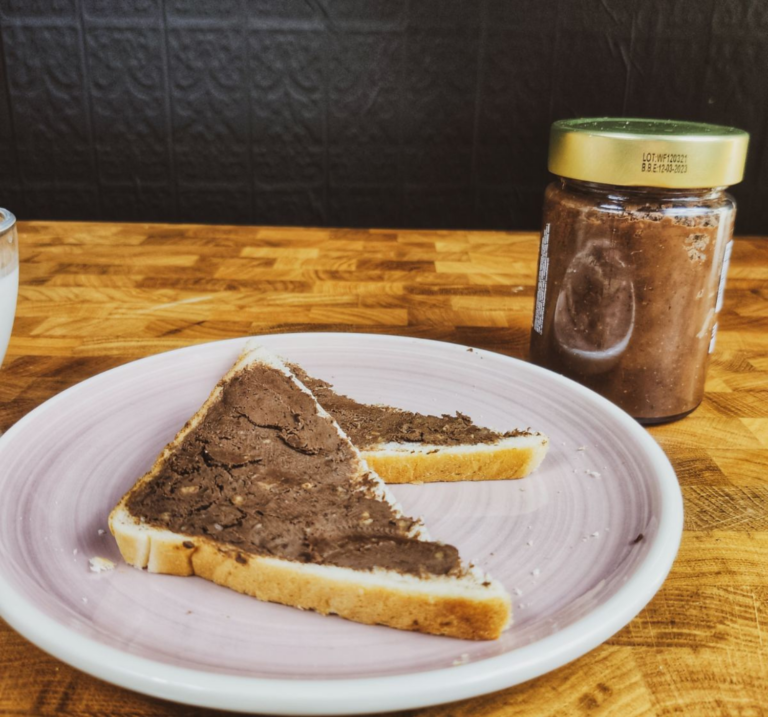 Πραλίνα ferrero χωρίς ζάχαρη | Με 3 υλικά πραλινα-φουντουκιου