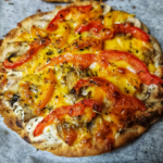 πιτσα-με-λευκη-σαλτσα