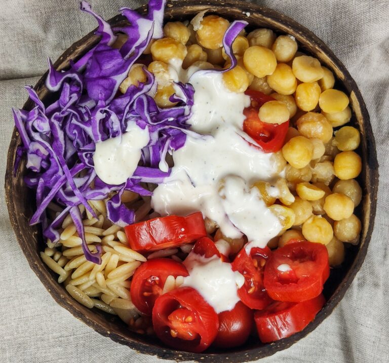 Buddha Bowl με ελληνικές γεύσεις buddha bowl