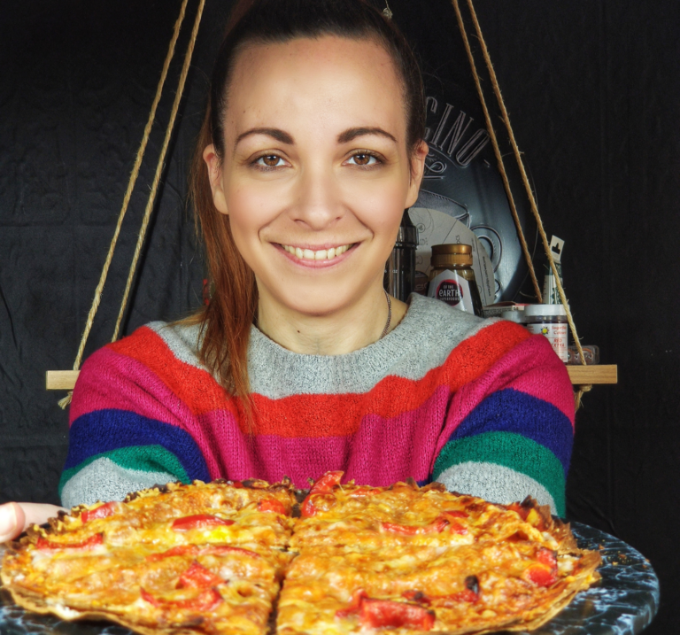 Η πίτσα του 10λεπτου | Χαμηλή σε υδατάνθρακες ευκολη-πιτσα