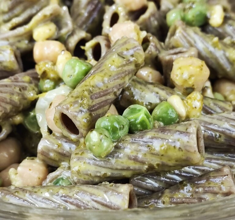 Green pasta salad | Η πράσινη μακαρονοσαλάτα που θα λατρέψεις