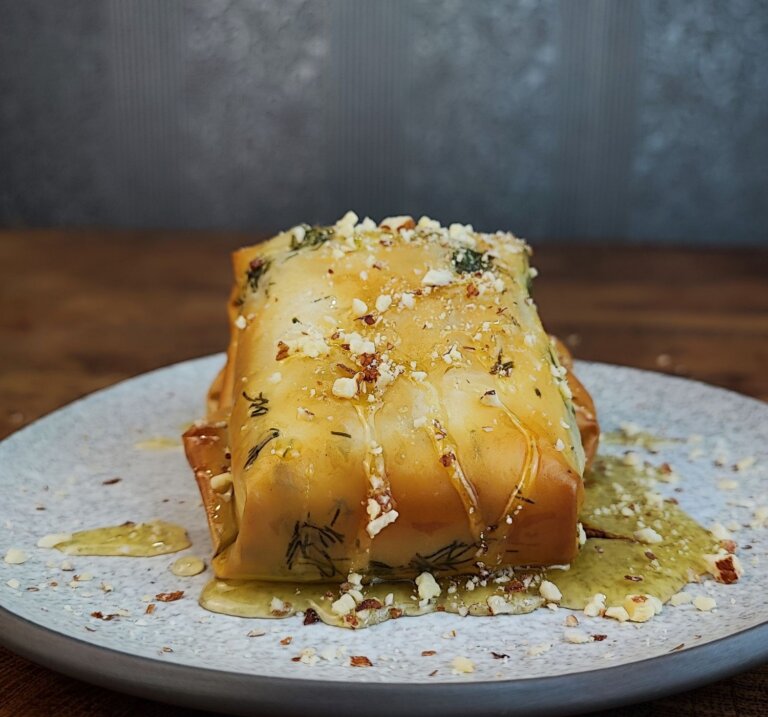 Η τυρόπιτα της τεμπέλας | Με 2 υλικά | Tiktok viral