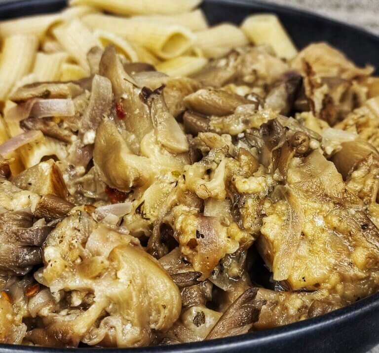 Μανιτάρια stroganoff | Κρεμώδη και light μανιταρια-στρογγανόφ