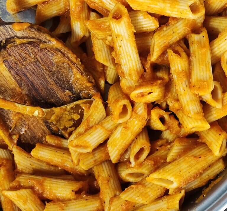 Κόκκινη σάλτσα με 5 κρυμμένα λαχανικά φούρνου | Για μακαρονάδες