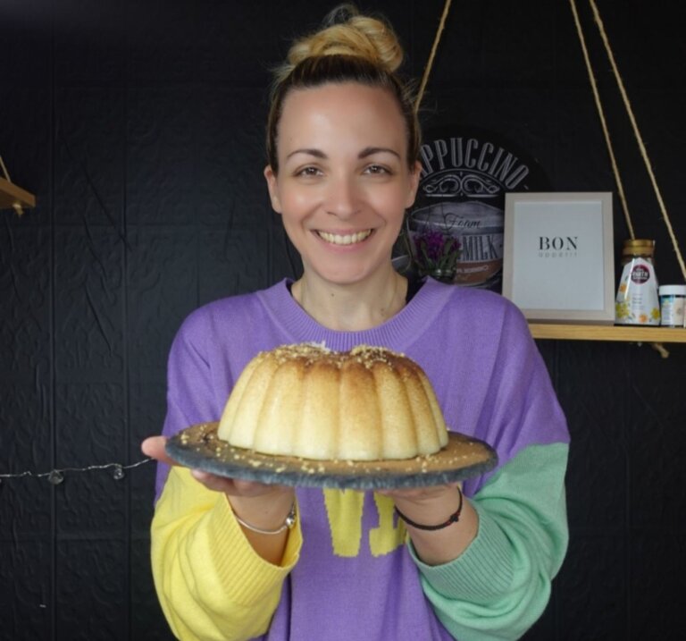 Αλάδωτος σιμιγδαλένιος χαλβάς με 4 υλικά | Χωρίς ζάχαρη