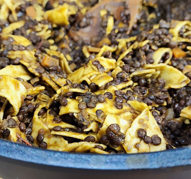 Φακές κάρι με σπασμένα λαζάνια | Ταϊλανδέζικο ενός σκεύους