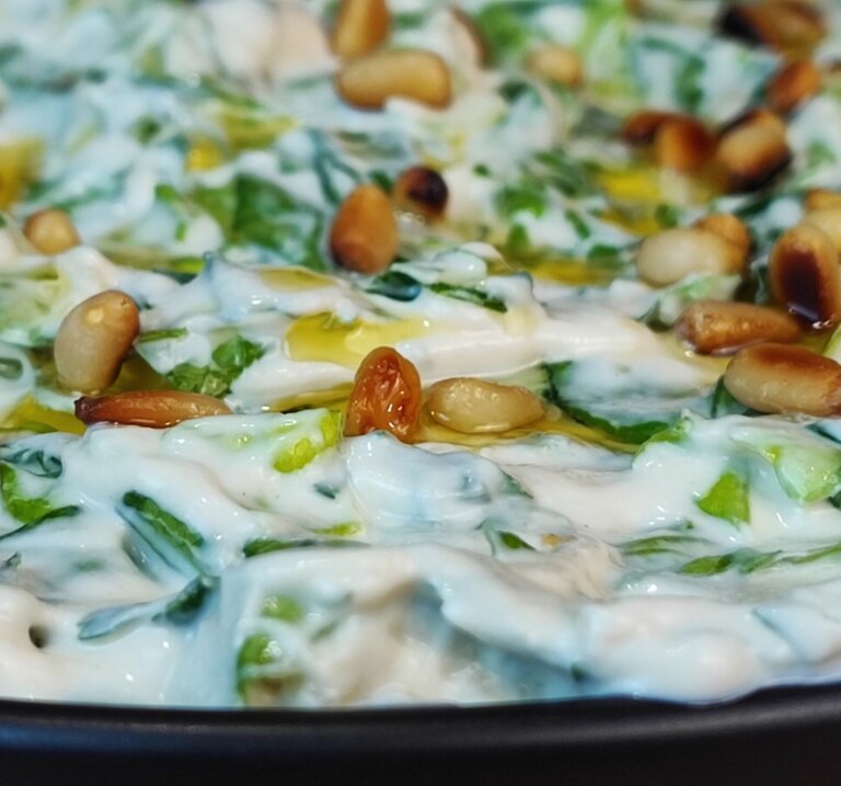 Ένα διαφορετικό τζατζίκι για το χριστουγεννιάτικο τραπέζι