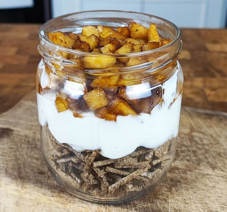 Parfait μηλόπιτα χωρίς ζάχαρη για όσους κάνουν διατροφή