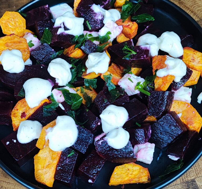 Σαλάτα με παντζάρι, γλυκοπατάτα και φέτα | cozy φθινοπωρινή σαλάτα